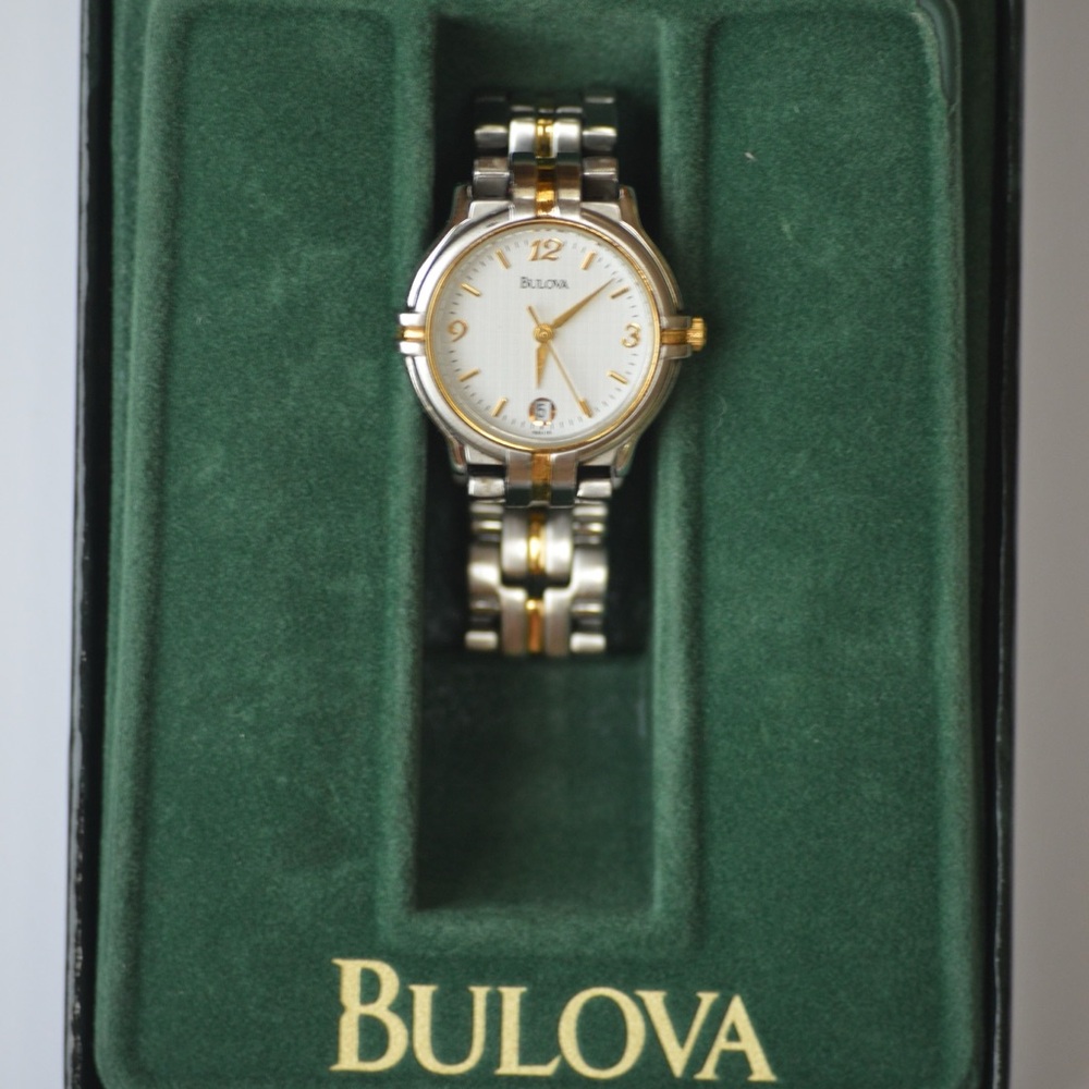 Bulova Silver and Gold Watch Links with Warranty Guide